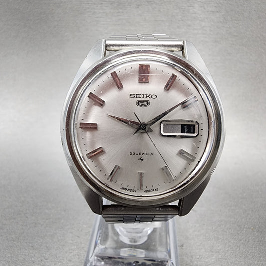 Seiko 5 Watch Men 37mm Silver Dial Silver Tone Daydate Automatic 51268060 PARTS0