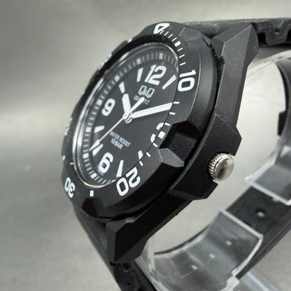 Citizen Q&Q Dive Watch Men 40mm Black Dial Black Tone Round 2035 New battery2