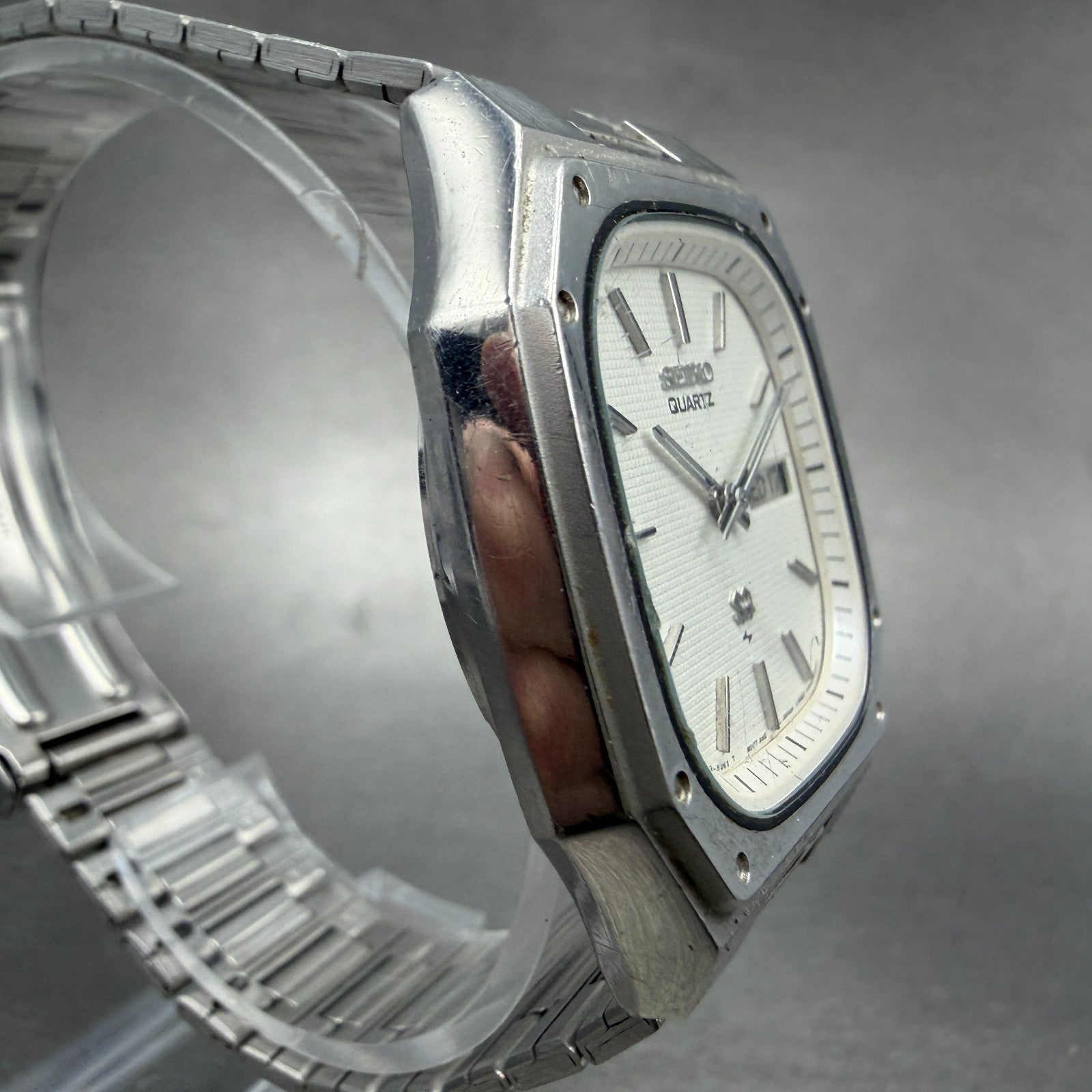 Seiko SQ Watch Men 35mm White Dial Silver Tone Daydate Octagon 7123-5359 New Bat3