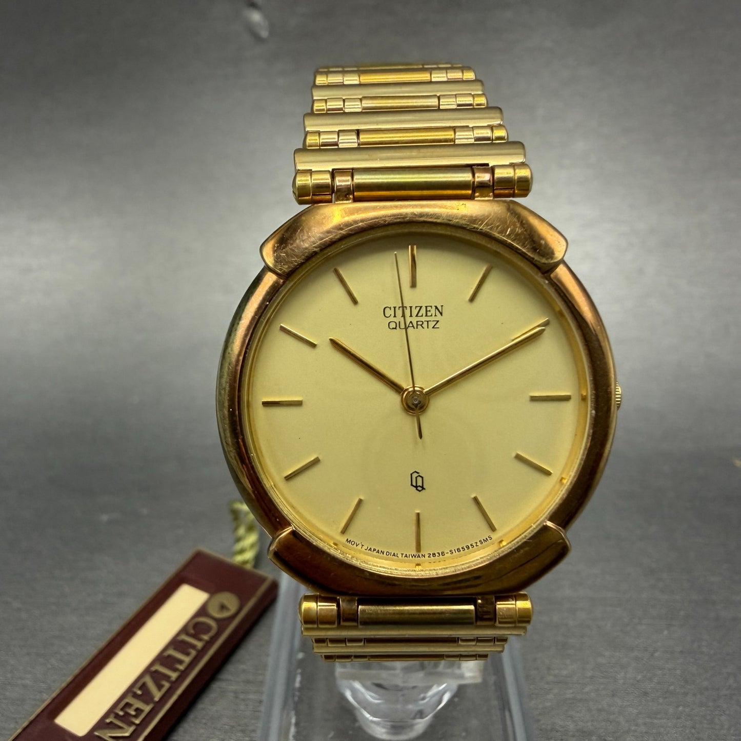 Citizen CQ Watch Unisex 30mm Champagne Dial Gold Tone Round  2838 New Battery0
