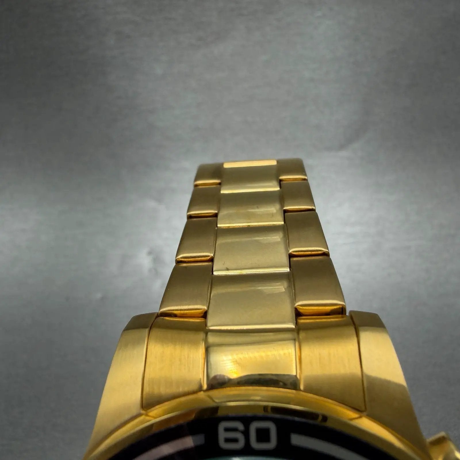 48101752