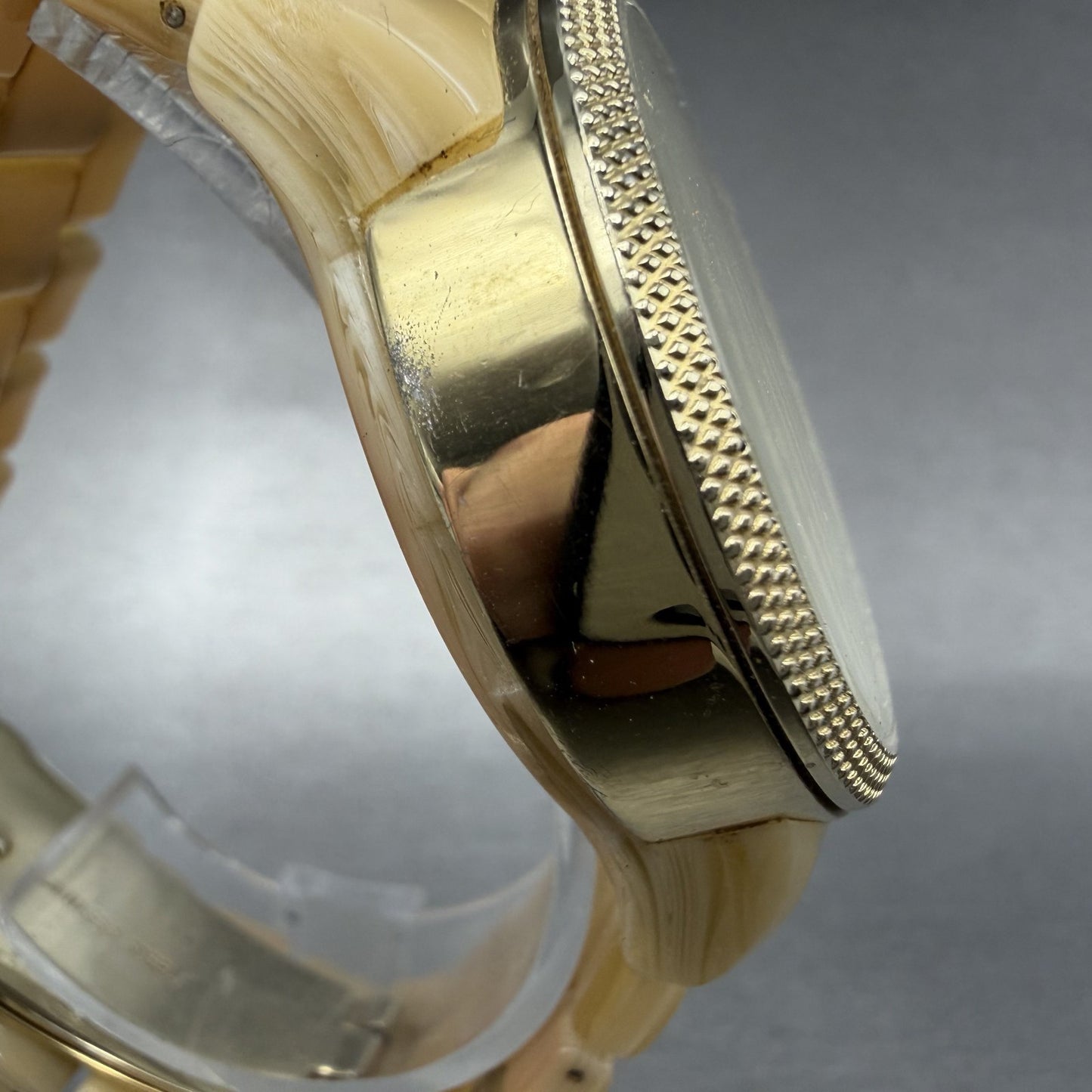 Michael Kors Jet Set Watch Women 37mm MOP Dial Gold Tone Daydate MK-5039 New Bat3