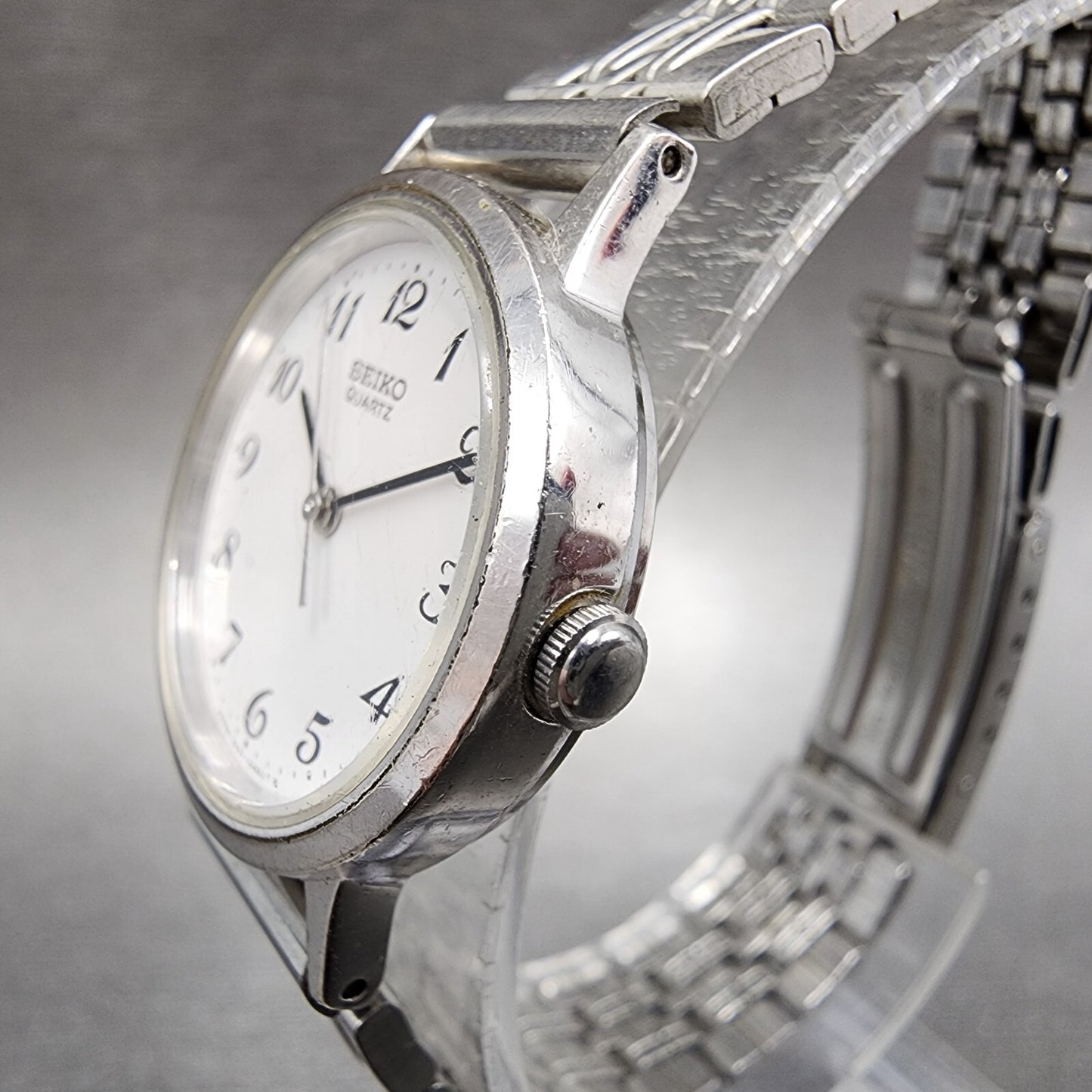 Seiko Watch Women 25mm White Dial Silver Tone Round 54210090 New Battery VTG2