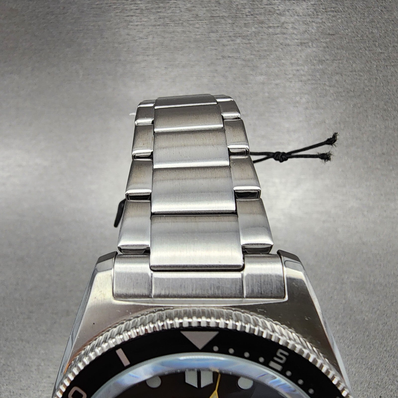 Citizen EcoDrive Dive Watch Men 43mm Black Dial Stainless Steel Date AW176081E4