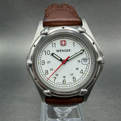 Wenger Watch Men 35mm White Dial Steel Date Round Leather Band 7010X New Battery0