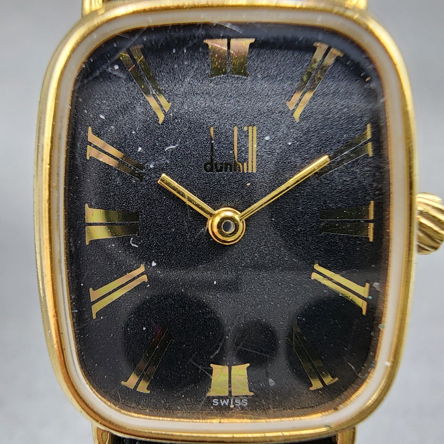 Dunhill Tank Watch Women Black Dial Gold Tone 9 17063 Rectangle Swiss made PARTS2
