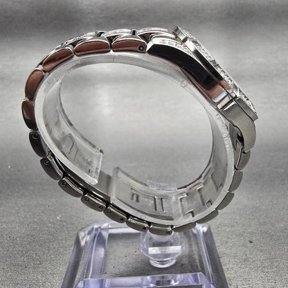 Bulova Watch Women 30mm MOP Dial Silver Tone Gemmed Round 96L116 New Battery8