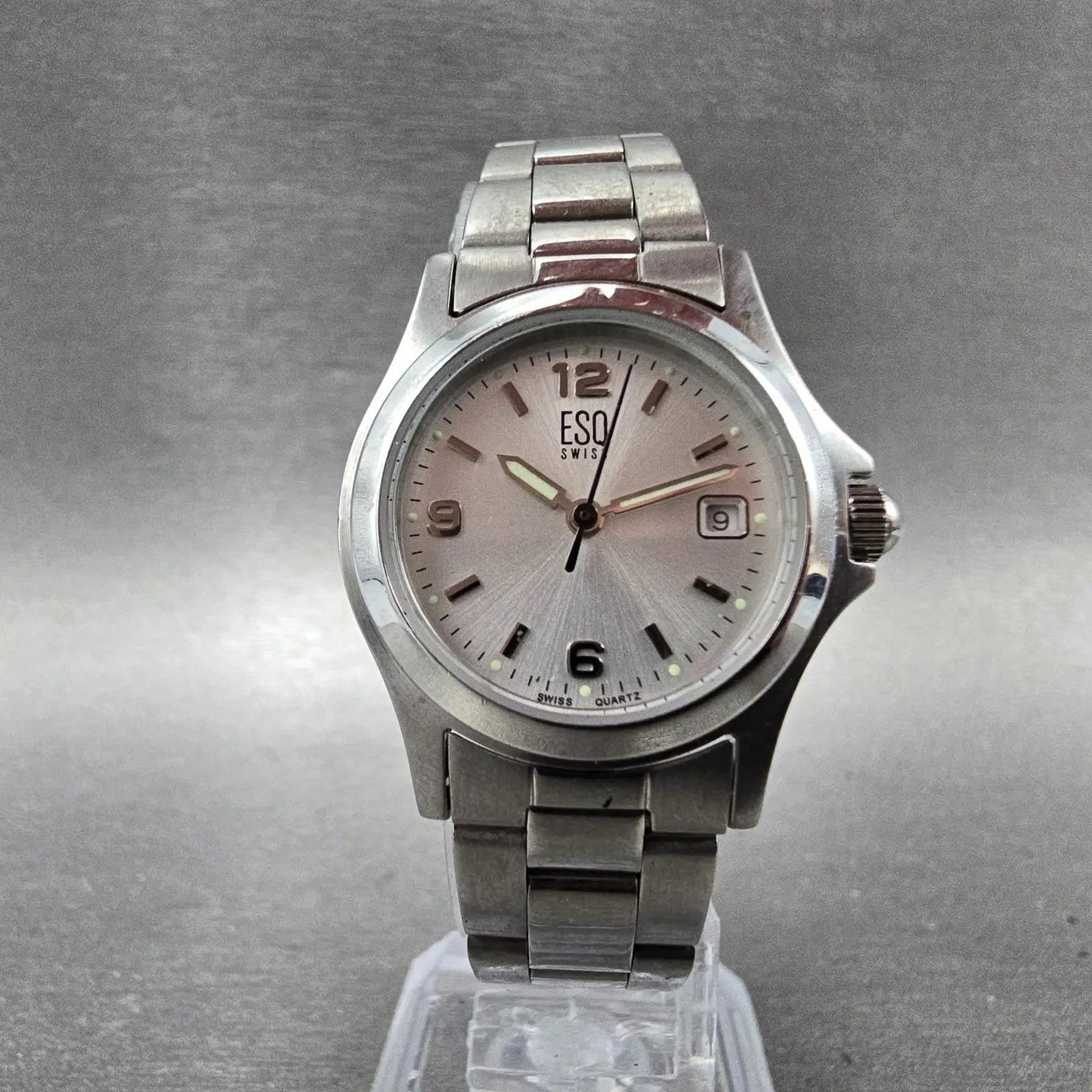 ESQ Watch Women 26mm Silver Dial Steel Date Round E5054 New Battery5
