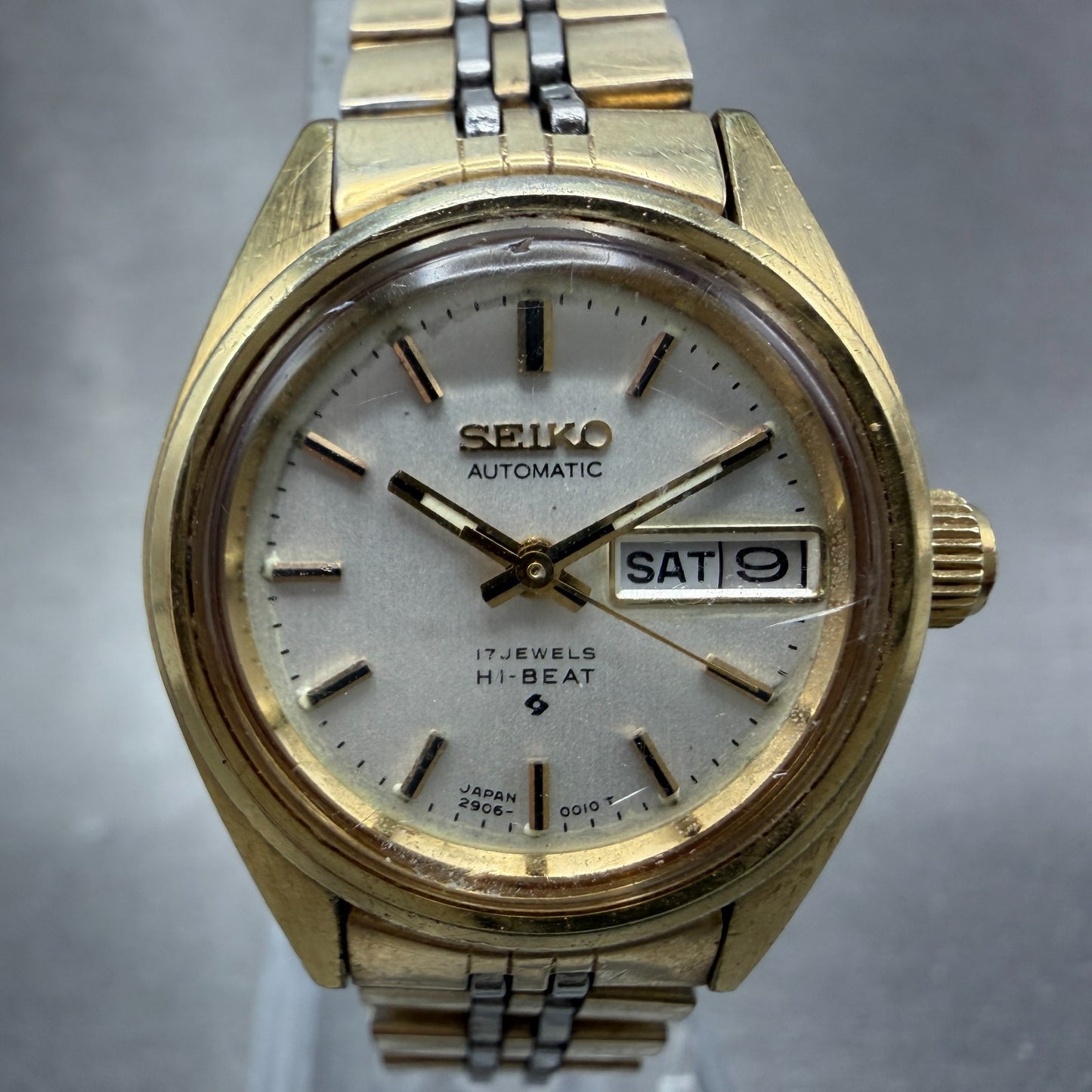 Seiko Automatic Watch Women 24mm Silver Dial Gold Tone Daydate 2906-0019 Runs0