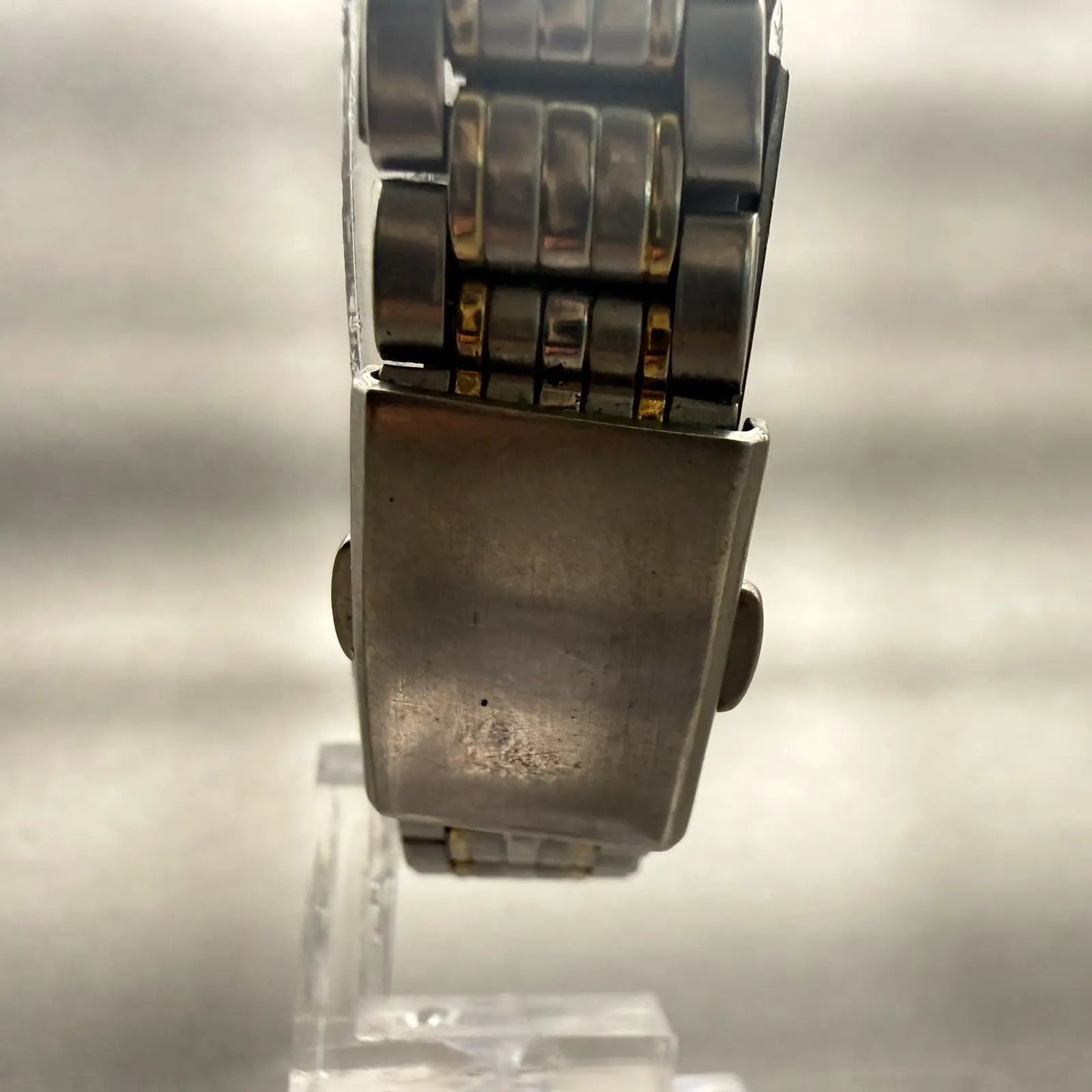 Seiko Titanium Watch Women 26mm White Dial Date Round 7N82-6D80 New Battery7