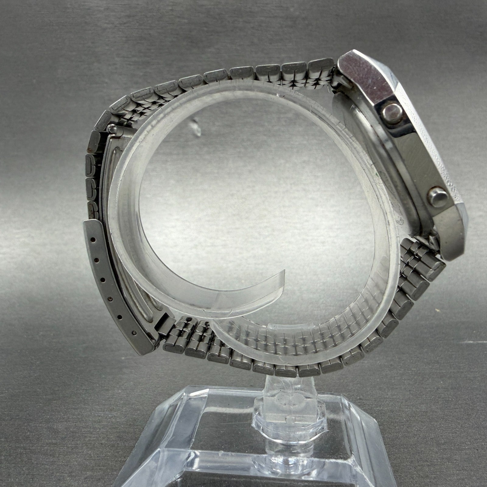Seiko Digital Watch Men 33mm LCD Silver Tone Alarm Chrono A914-5A09 PARTS9