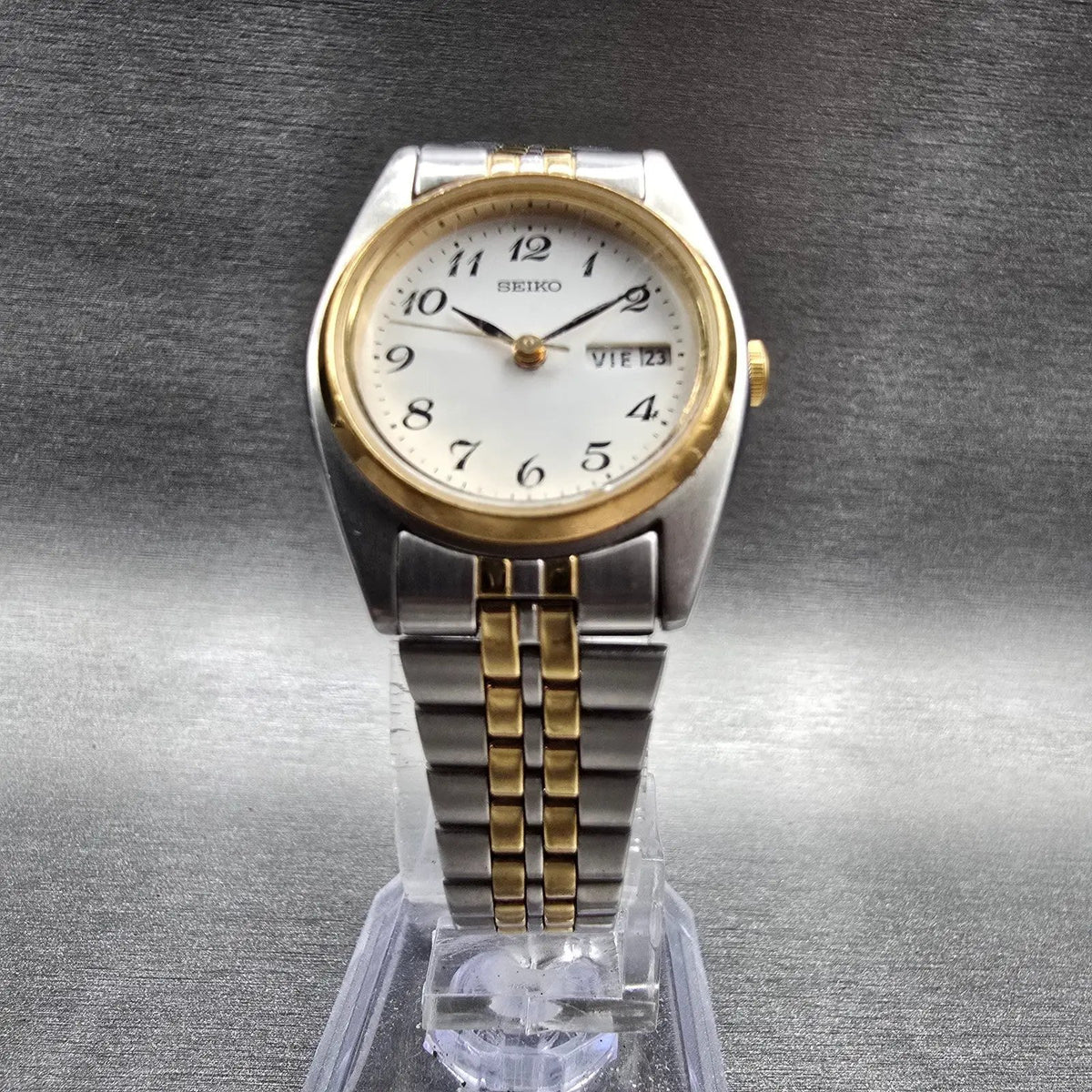 Seiko Watch Women 24mm White Dial Two Tone Daydate Round 7N83-0011 New Battery X5
