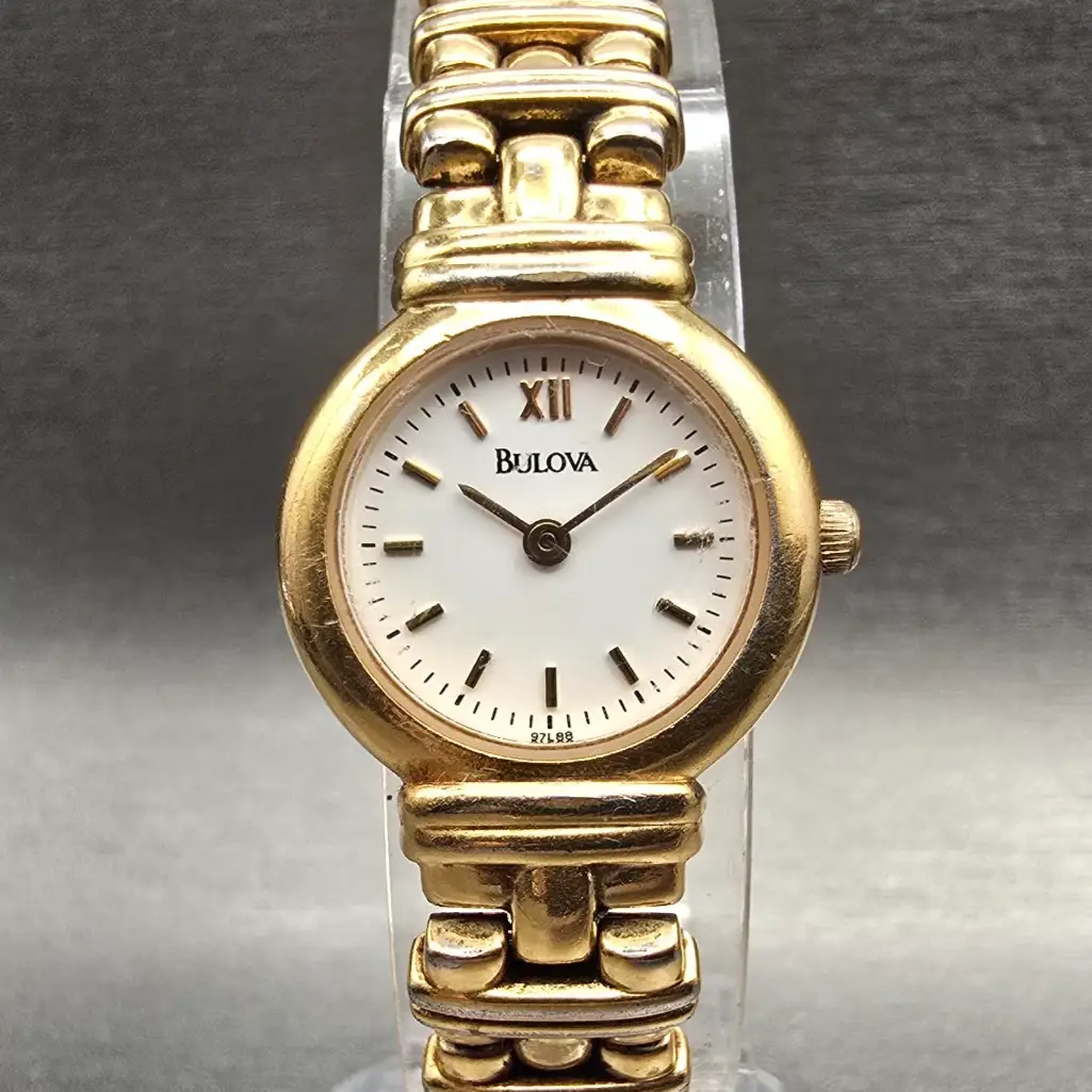 Bulova Watch Women 21mm White Dial Gold Tone Round 97L88 New Battery0