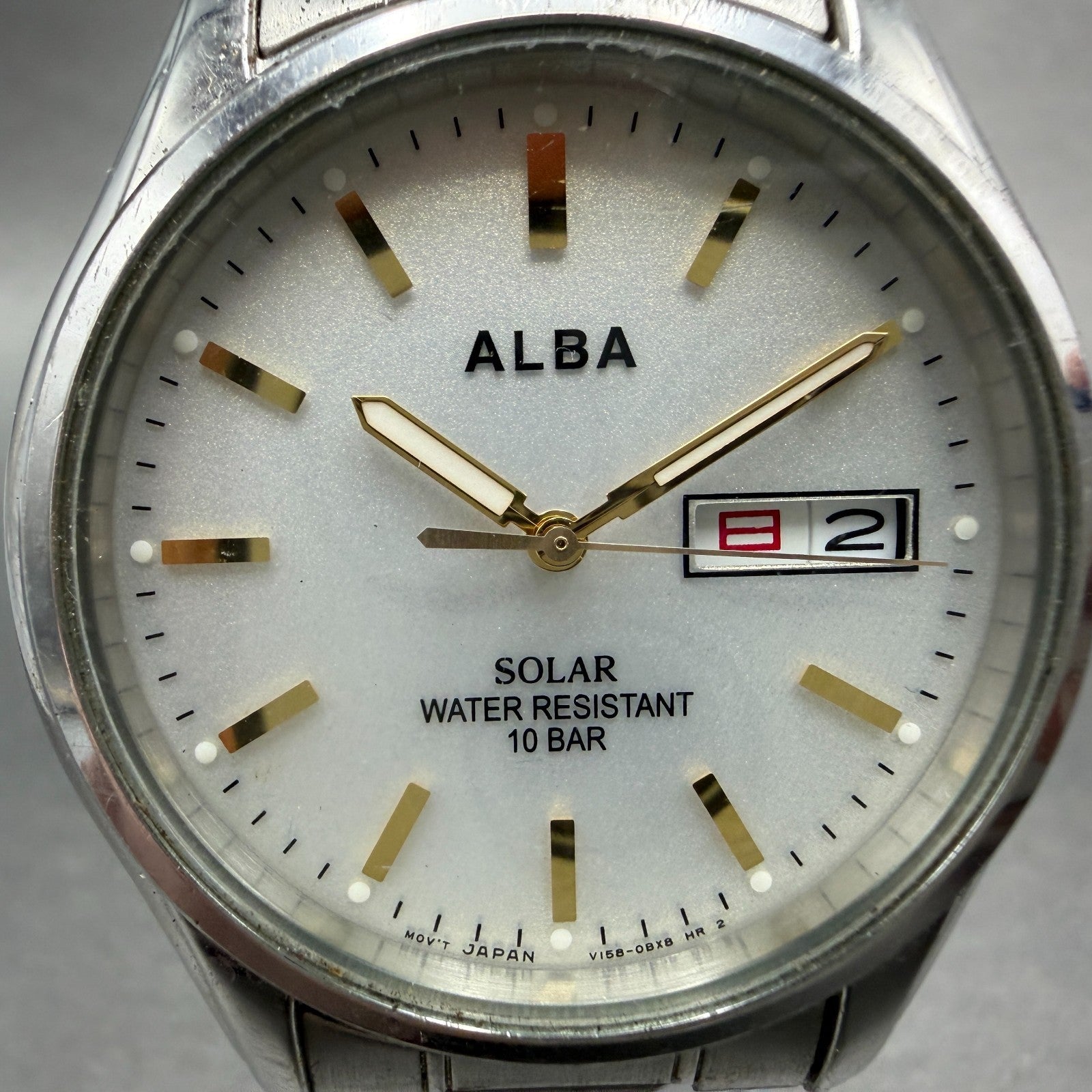 Seiko Alba Solar Watch Men 36mm Silver Dial Silver Tone Daydate V158-0AX0 Runs1