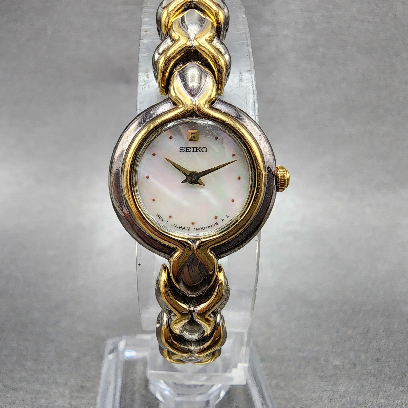 Seiko Watch Women 19mm MOP Dial Two Tone Round Bracelet 1n001d19 New Battery0