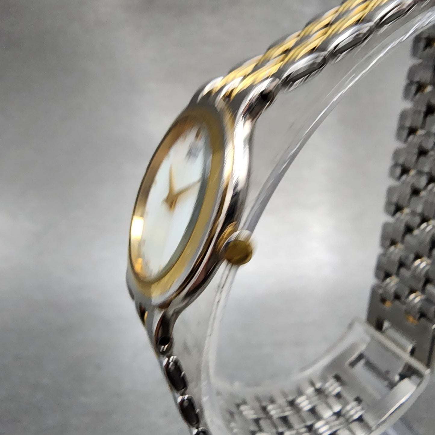 Citizen Elegance Watch Women 23mm MOP Dial Two Tone Round 3220325303 NewBattery2