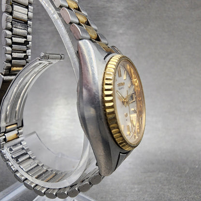 VTG Seiko SQ Watch Women 25mm White Dial Two Tone Daydate Round 85230059 NewBat4