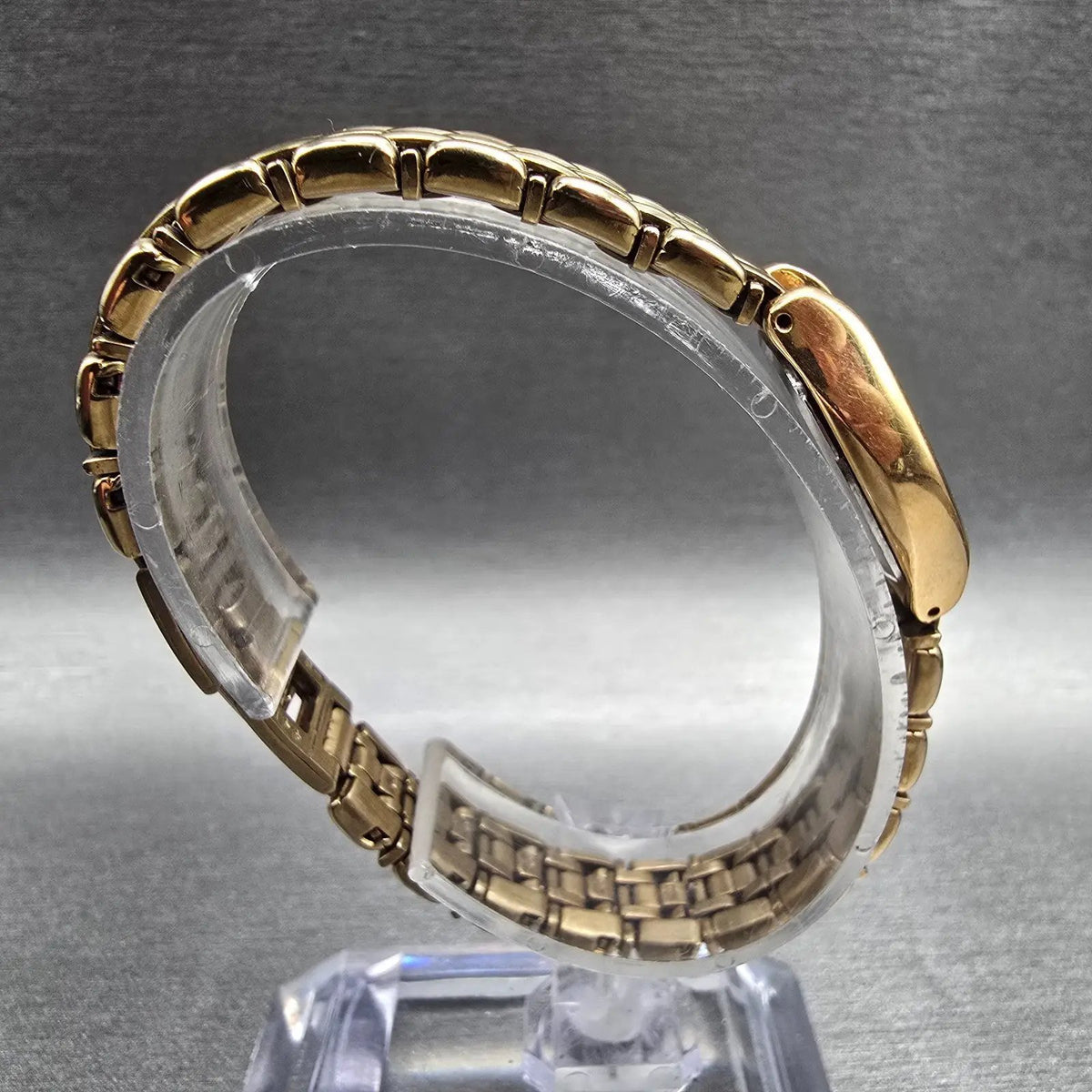 Seiko Watch Women 18mm White Dial Gold Tone Oval 1N01-5C19 New Battery Vintage8