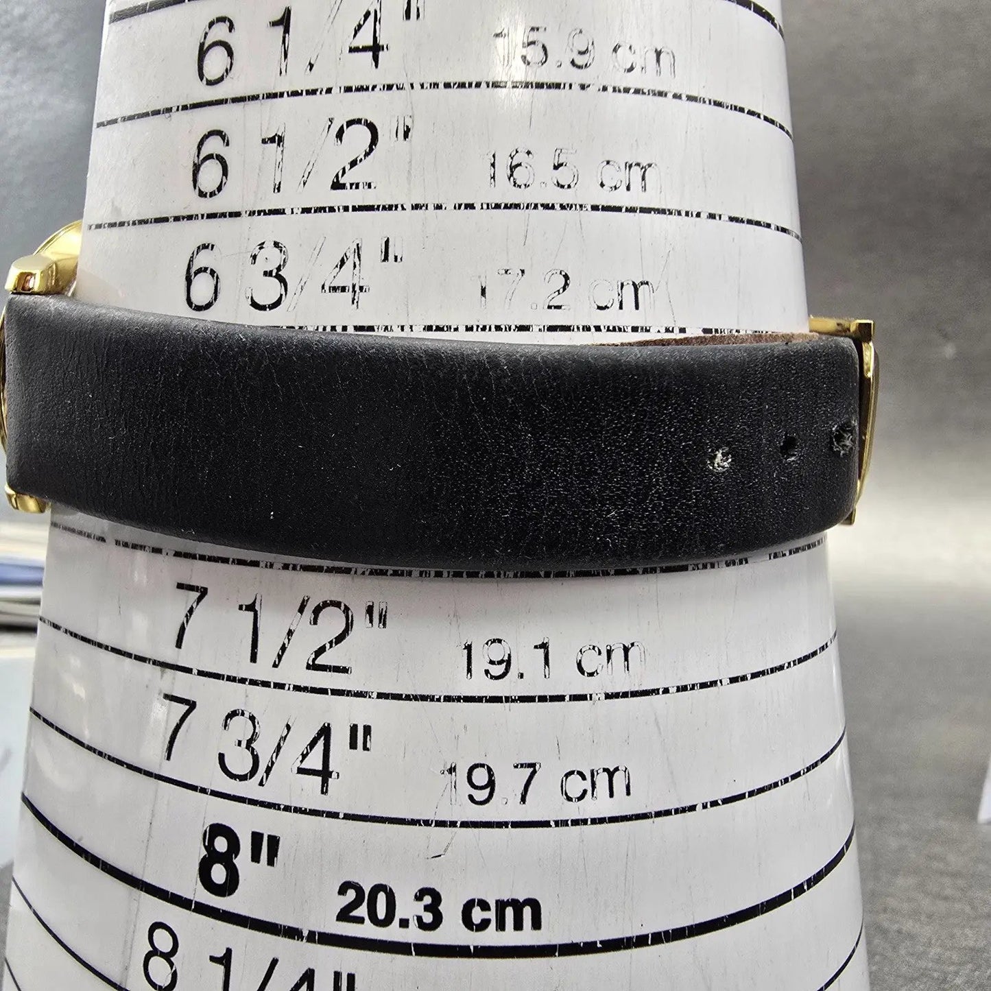 Movado Museum Watch Women 28mm Black Dial Gold Tone 07.3.36.1263 New Battery14
