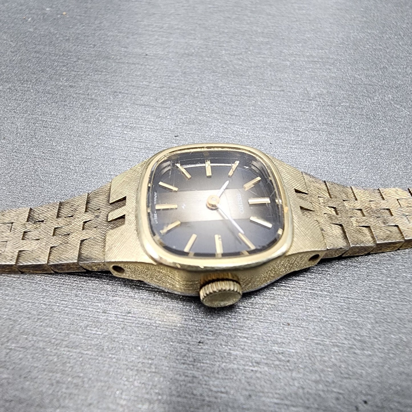 VTG Seiko Watch Women 19mm Brown Dial Gold Tone Rectangle READ!!!!!! Manual3
