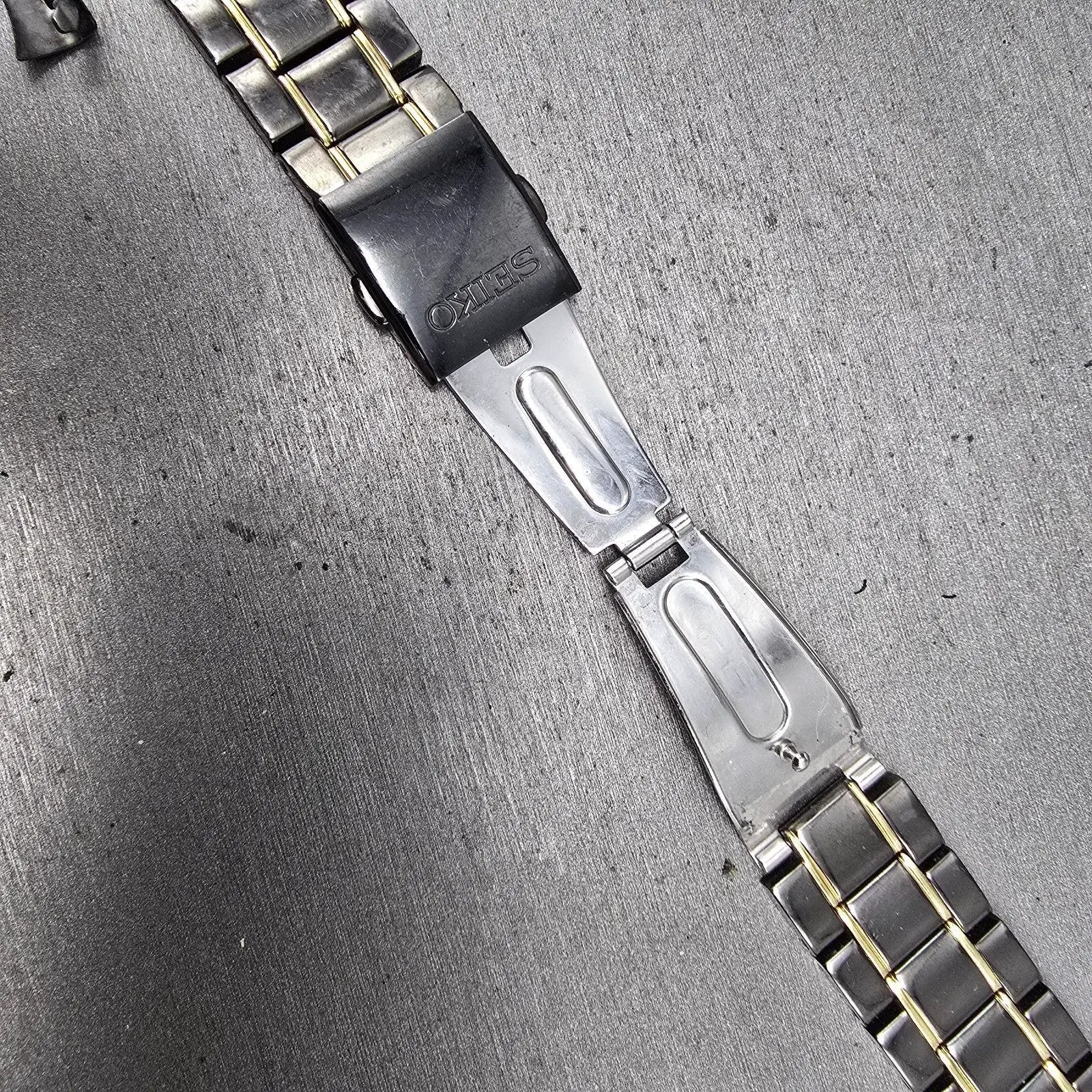 Seiko Bracelet 20mm Black & Gold Tone For 6A32-00B0 Tri Folding 3363 GI Steel13