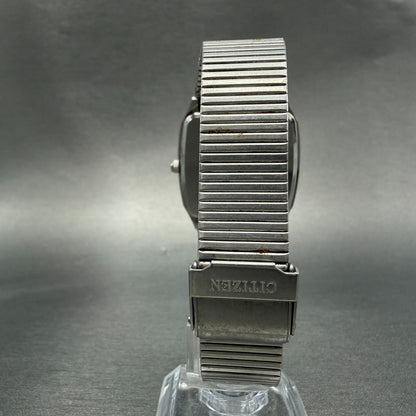 Citizen CQ Watch Men 32mm Silver Dial Silver Tone Daydate Rectangle New Battery7