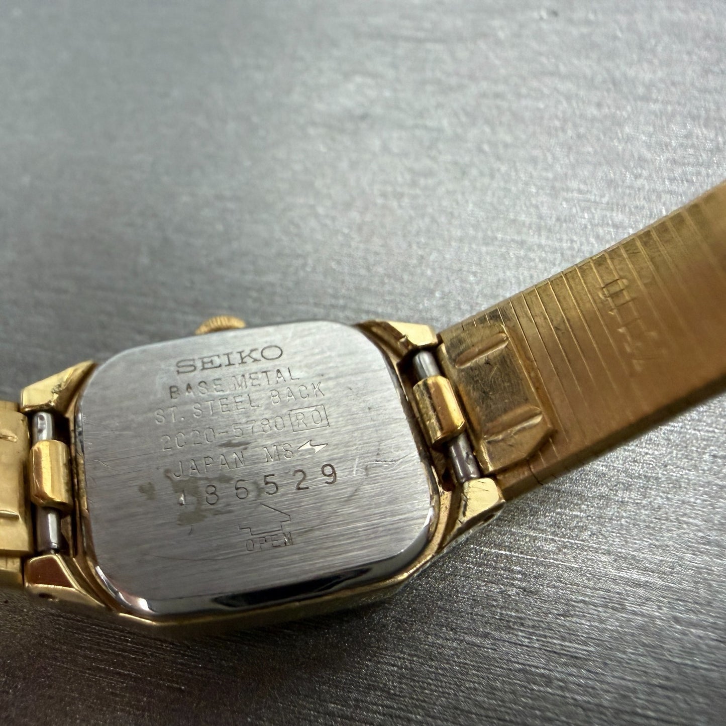 Seiko Watch Women 17mm Silver Dial Gold Tone Rectangle 2C20-5780 New Battery9