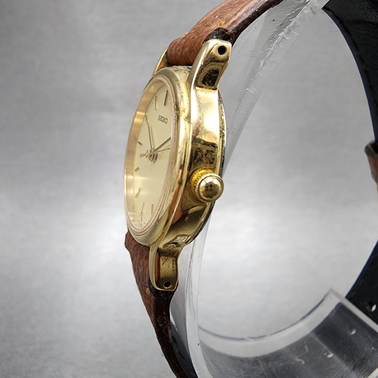Seiko Watch Women 23mm Champagne Dial Gold Tone Round 2p210a9a New Battery2