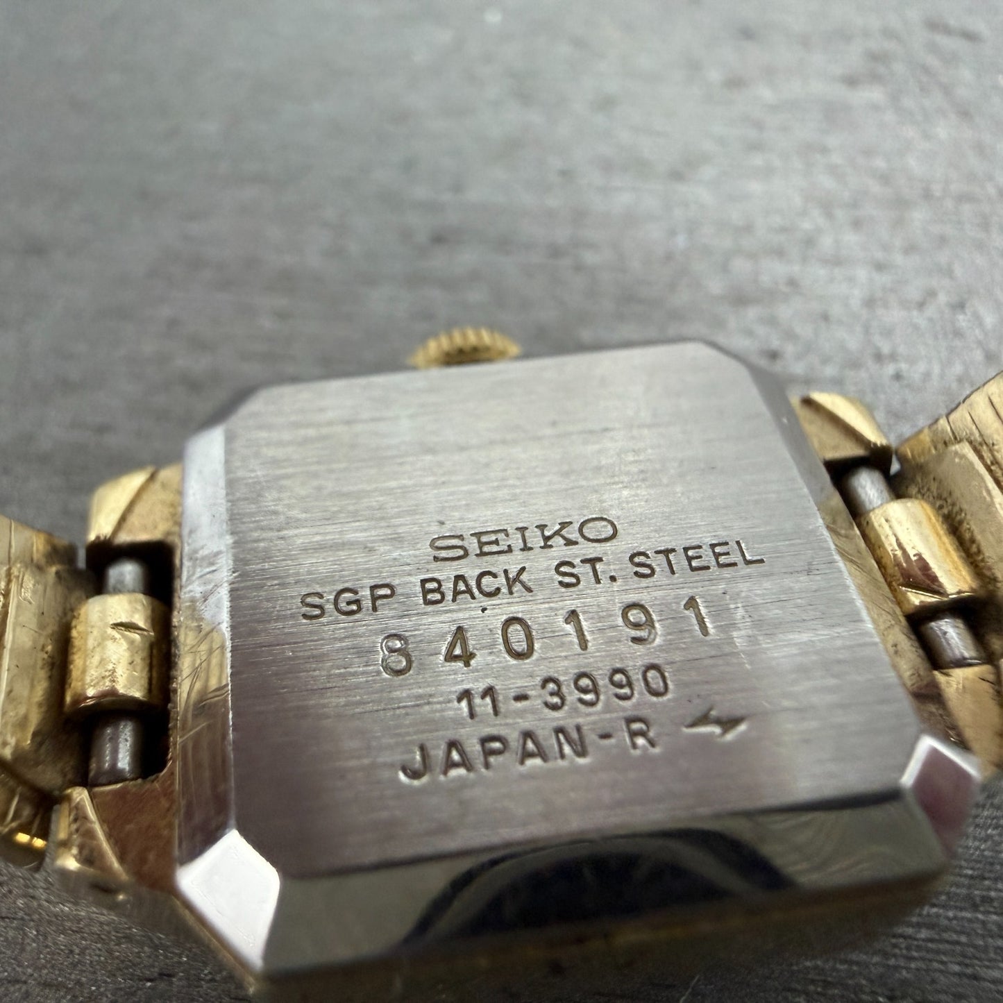 Seiko Tank Watch Women 18mm Green Dial Gold Tone Manual Rectangle 11-3990 Runs9
