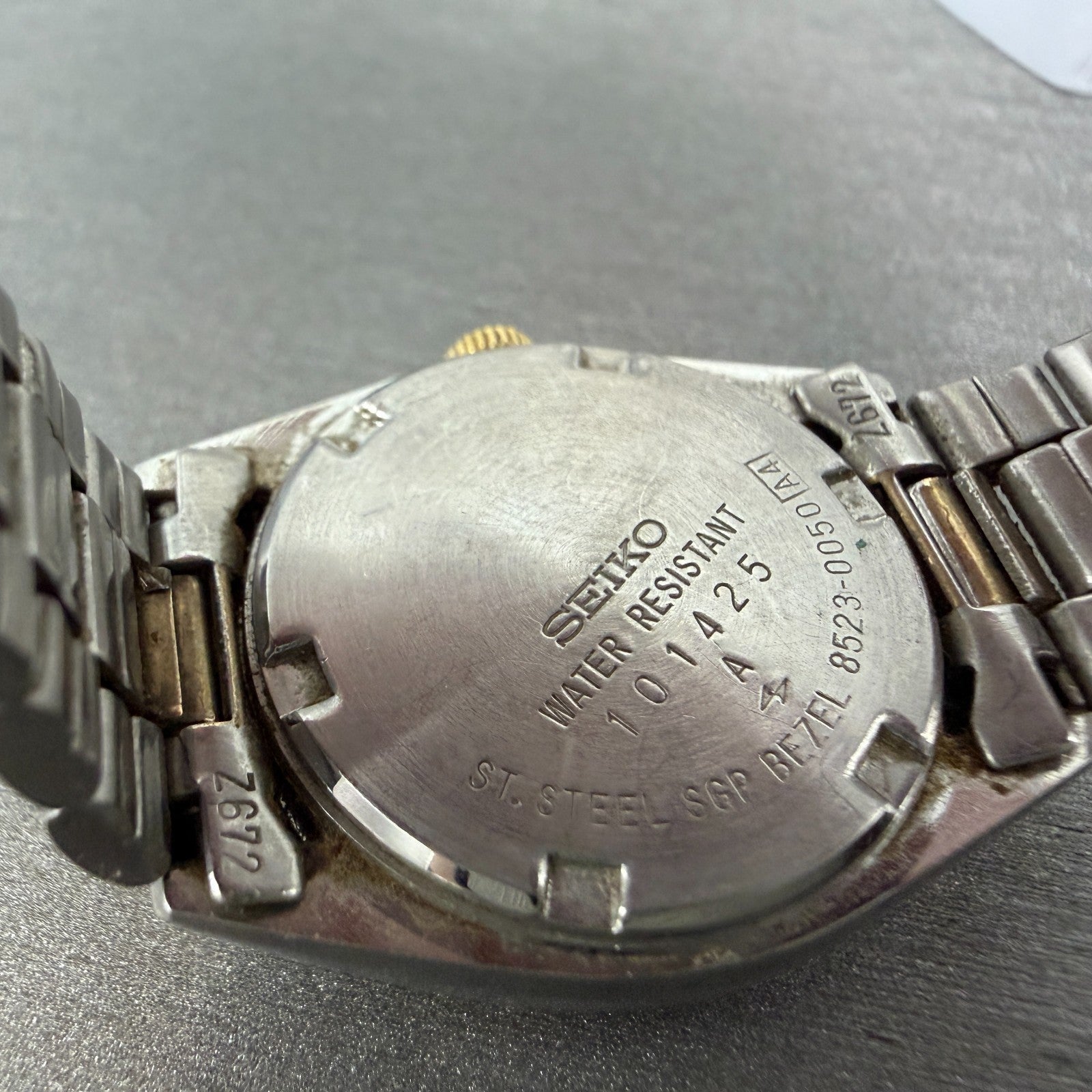 Seiko SQ Watch Women 24mm Silver Dial Two Tone Daydate 8523-0050 New Battery HJ79