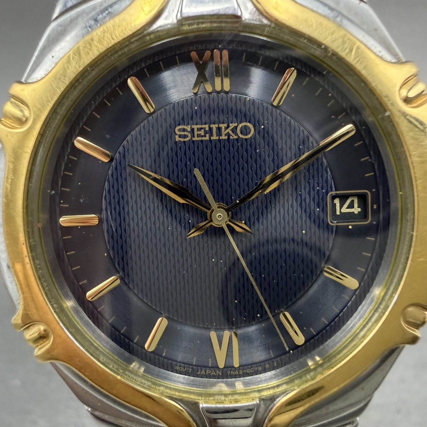Seiko Watch Men 37mm Blue Dial Two Tone Date Round 7N42-6C10 New Battery A1931
