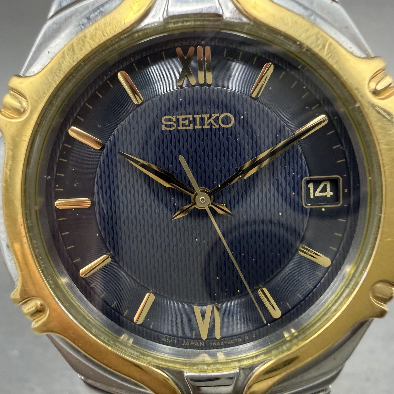 Seiko Watch Men 37mm Blue Dial Two Tone Date Round 7N42-6C10 New Battery A1931