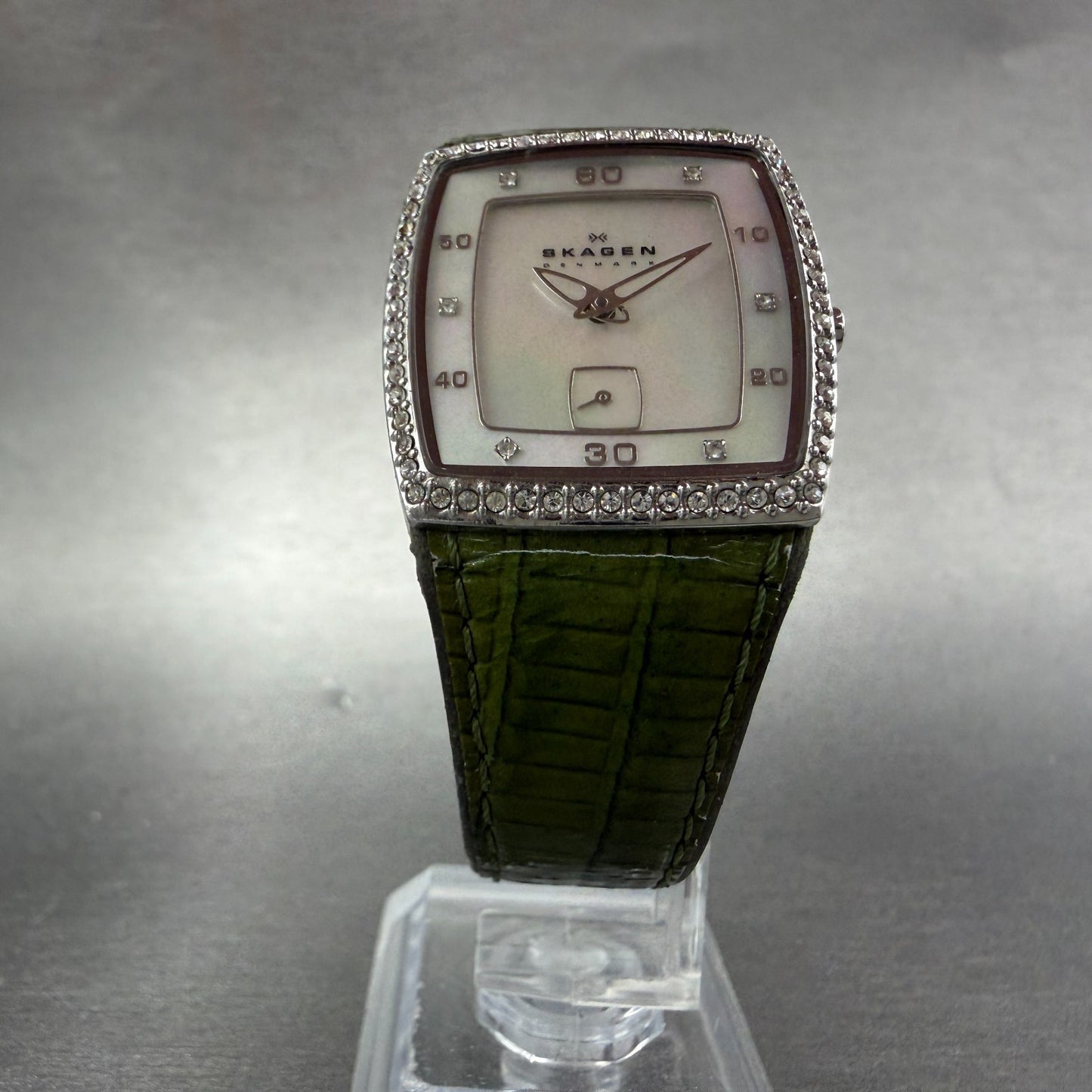 Skagen Tank Watch Women 27mm MOP Dial Steel Rectangle N384SSLG New Battery5