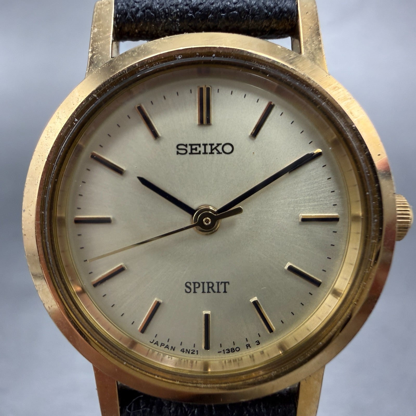 Seiko Spirit Watch Women 23mm Champagne Dial Gold Tone Round 4N21-0640 New Batt1