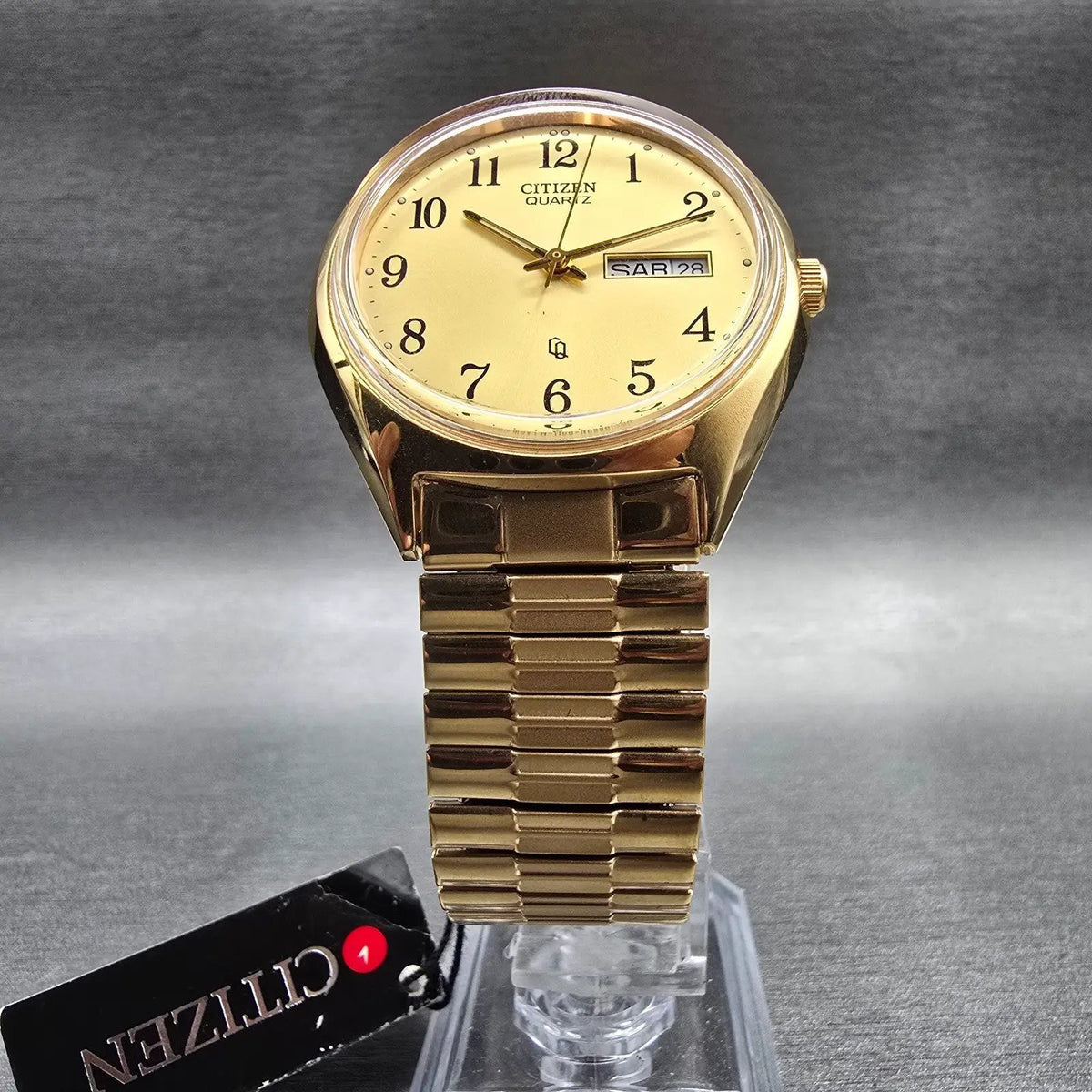 Citizen CQ Watch Men 36mm Gold Dial Gold Daydate Round 1100-S63812 New Batt NOS6