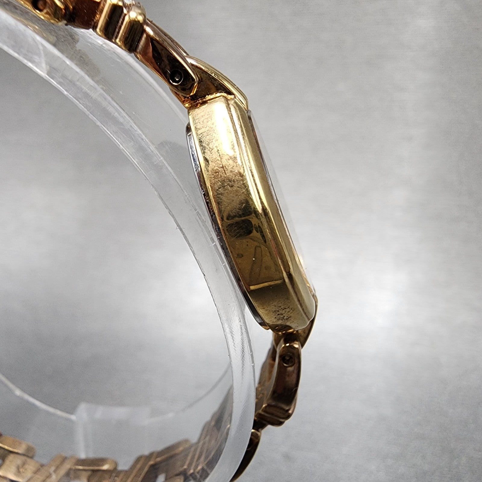 Seiko Watch Women 17mm MOP Dial Gold Tone Octagon 1n000ld0 New Battery3