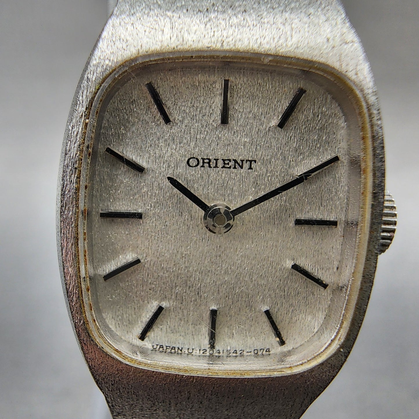 Orient Tank Watch Women 19mm White Dial Silver Tone Manal Wind Rectangle Runs1