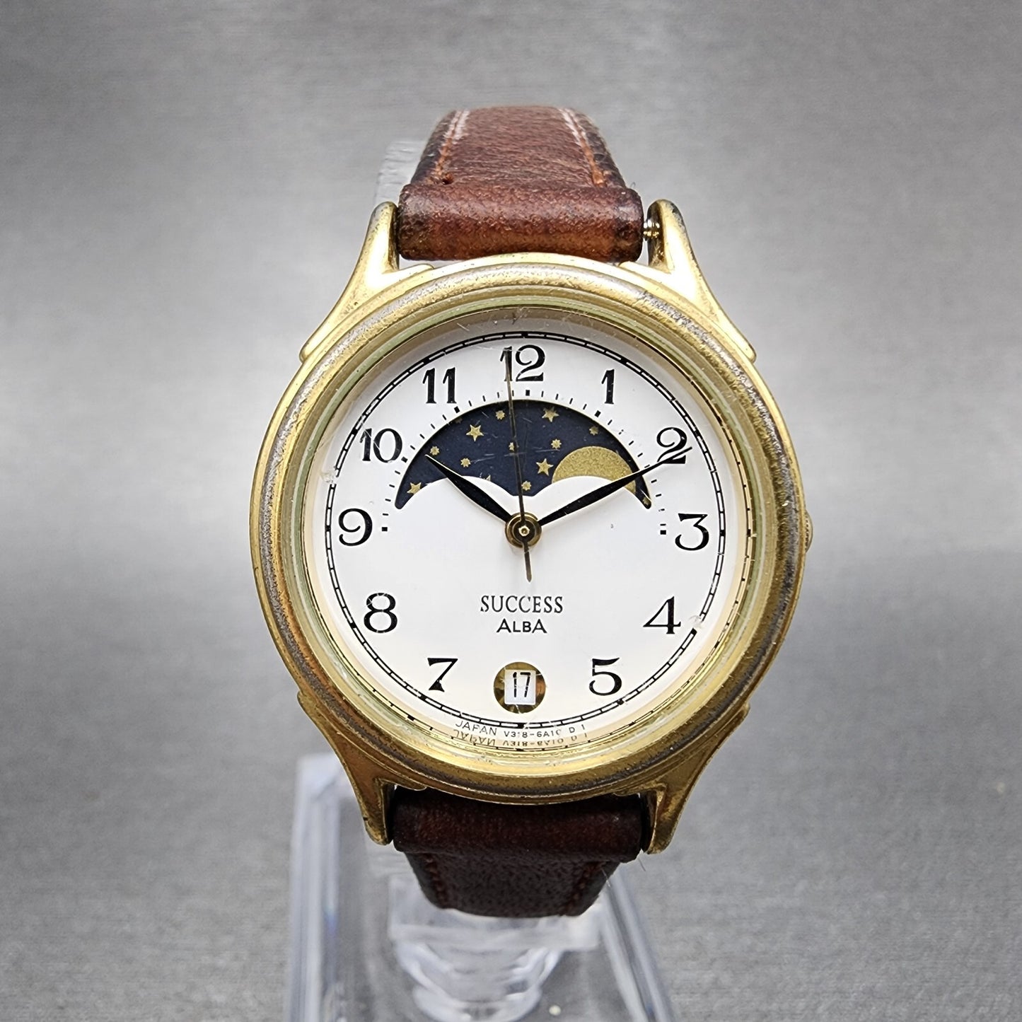 Seiko Alba Success Moon Phase Watch Women 27mm White Dial Gold Tone Date NewBat0