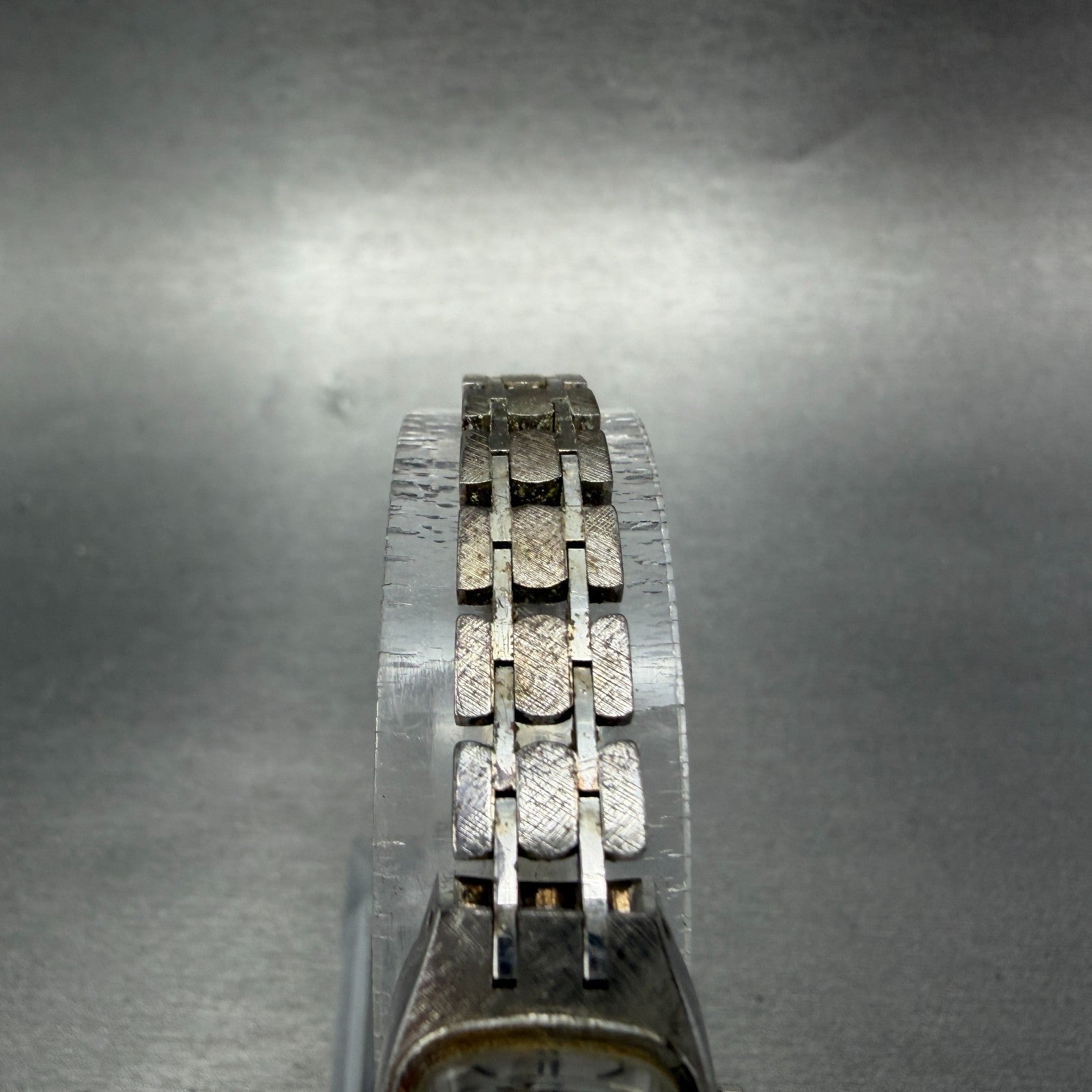 Seiko Tank Watch Women 15mm Silver Dial Silver Tone Manual 11-3350 Runs Vintage4