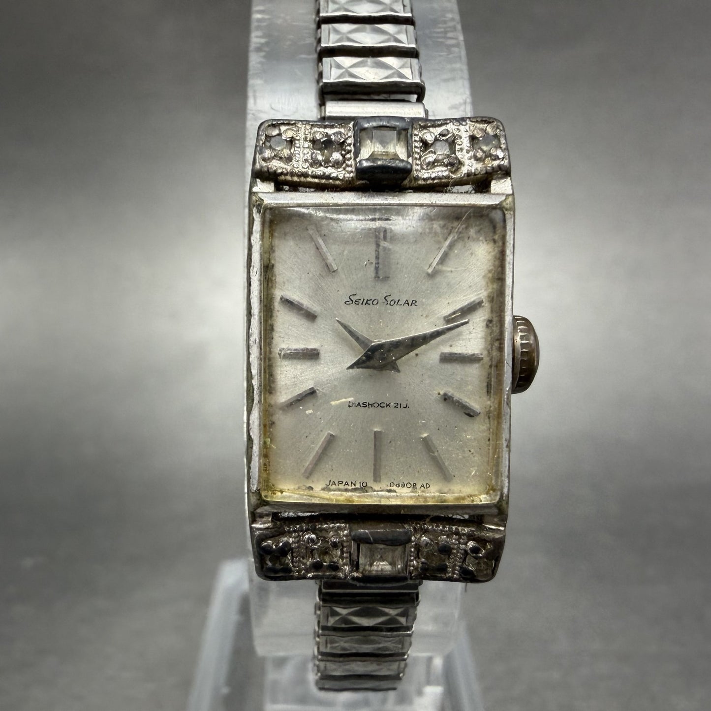 Seiko Solar Watch Women 15mm Silver Dial Silver Tone Manual Tank 10-3160 Runs0