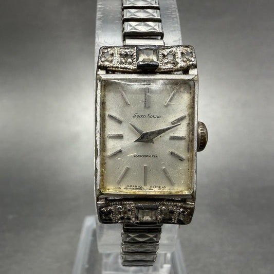 Seiko Solar Watch Women 15mm Silver Dial Silver Tone Manual Tank 10-3160 Runs0