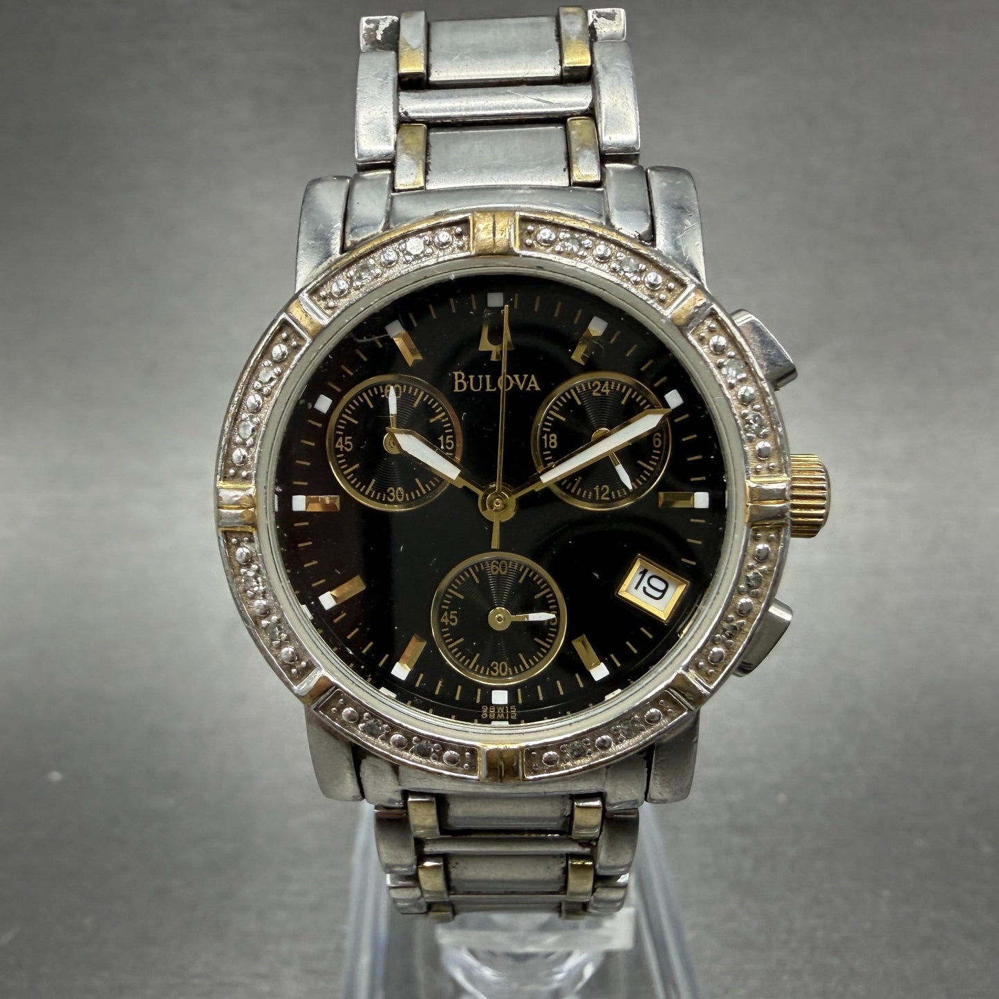 Bulova Chronograph Watch Women 30mm Black Dial Two Tone Date 98W15 New Battery0