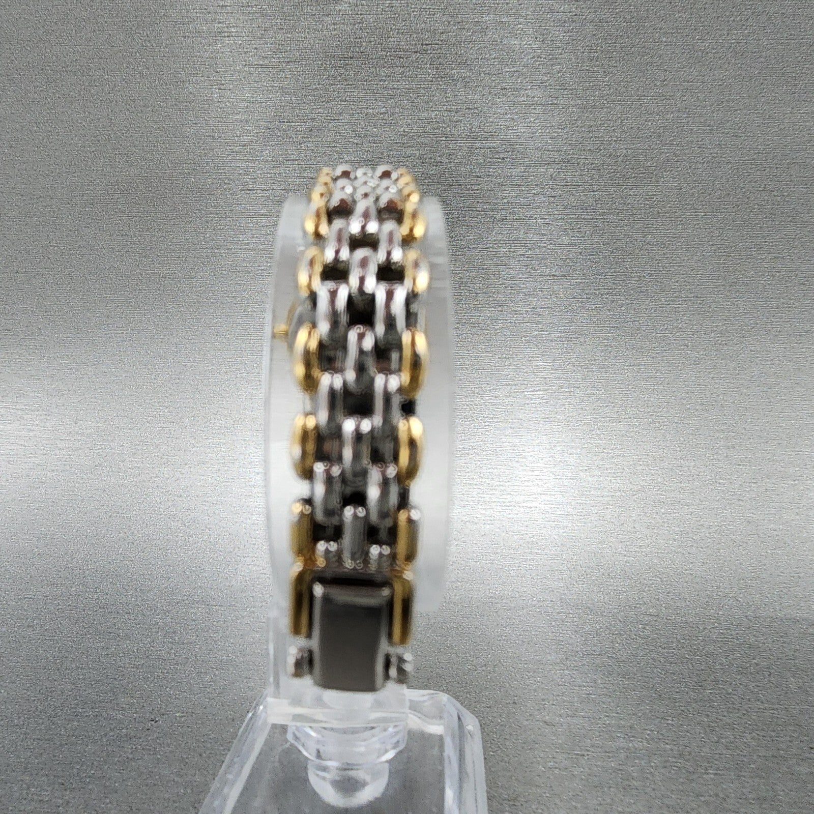 Seiko Exceline Watch Women 21mm Champagne Dial Two Tone 2j410040 New Battery7