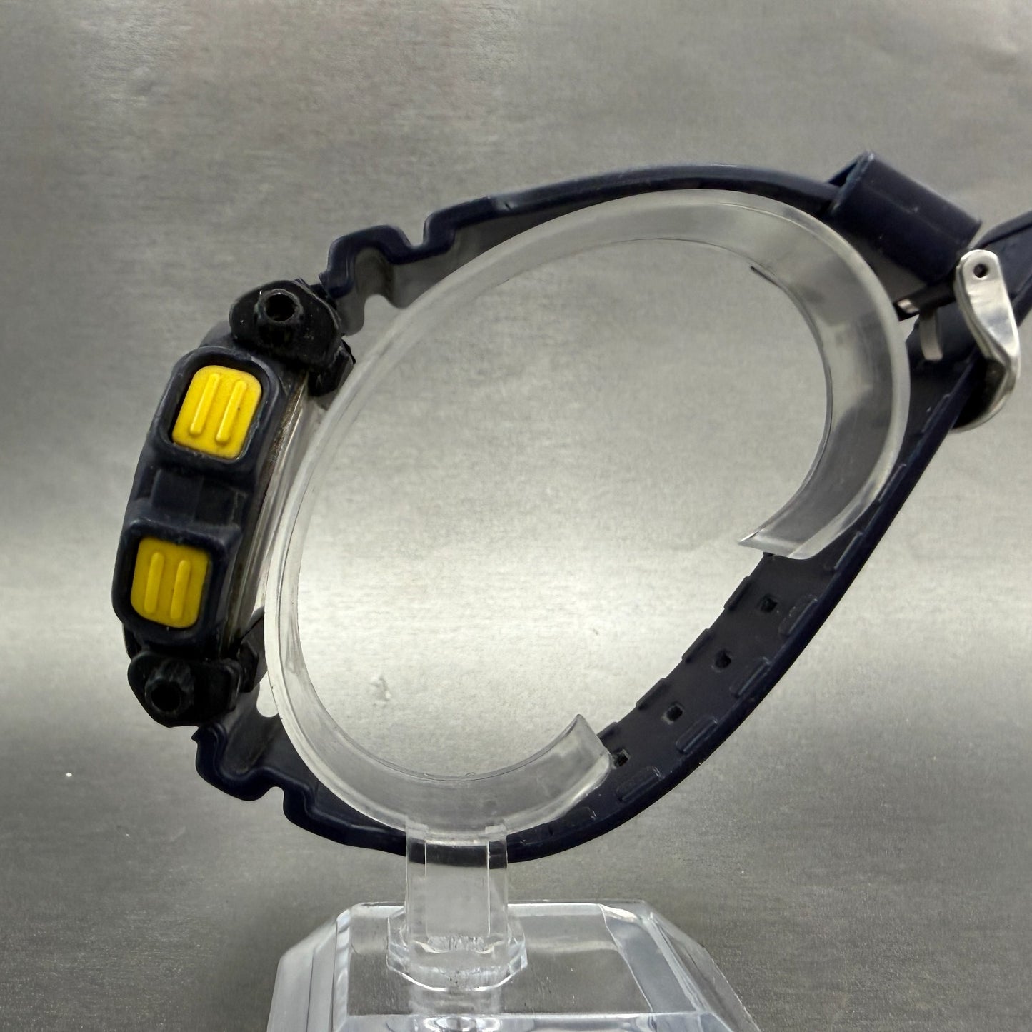 Casio G-Shock DW-9050 Watch Men 43mm Digital Blue Yellow Alarm Chrono New Batt6