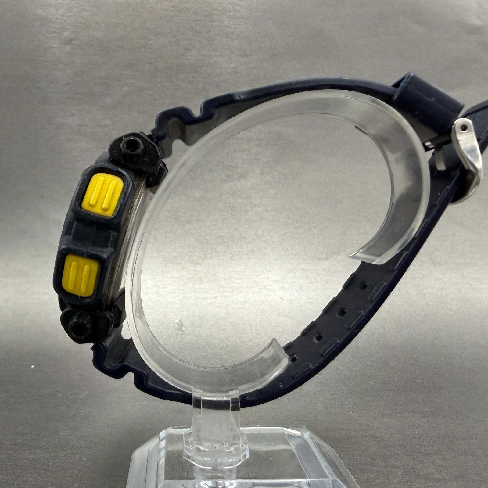 Casio G-Shock DW-9050 Watch Men 43mm Digital Blue Yellow Alarm Chrono New Batt6