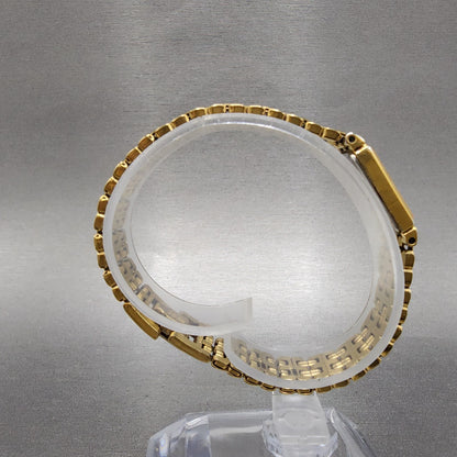 Seiko Tank Watch Women 13mm White Dial Gold Tone 2e206530 New Battery7