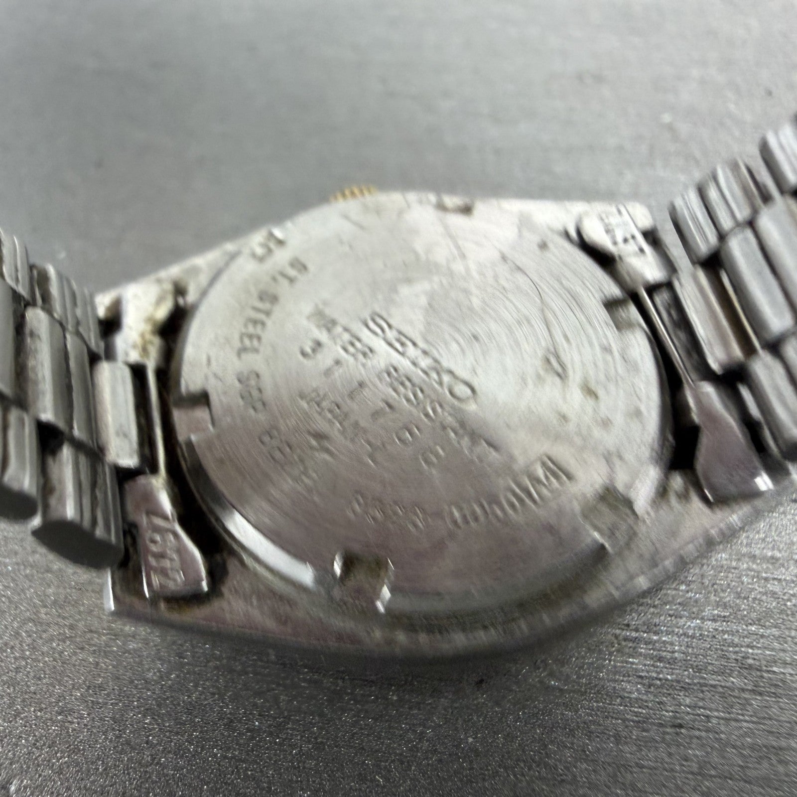 Seiko SQ Watch Women 24mm Champagne Dial Two Tone Daydate 8523-0050 New Batt UHK9