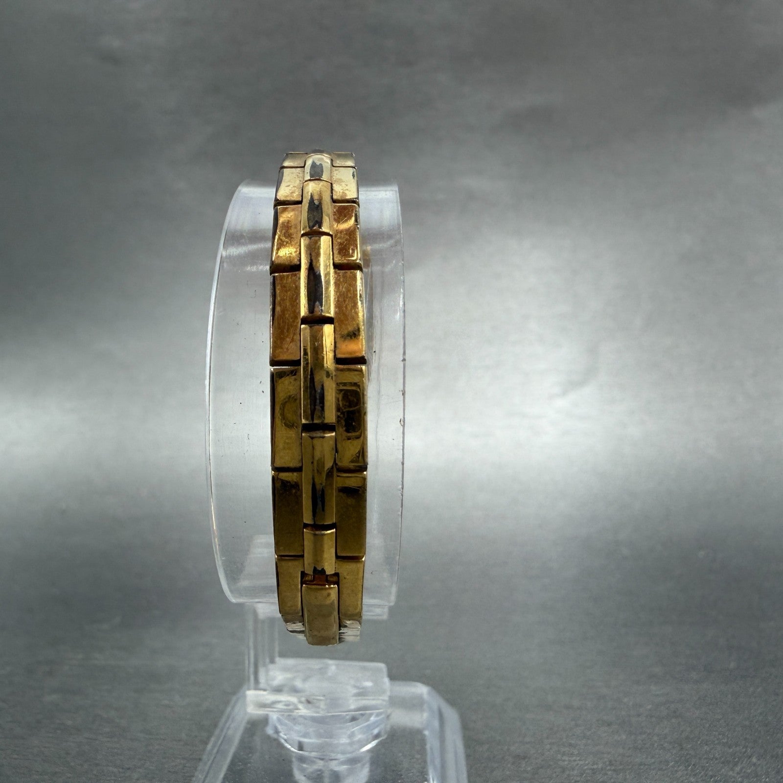Seiko Tank Watch Women 13mm Champagne Dial Gold Tone Rectangle 2e20-7479 NewBat07