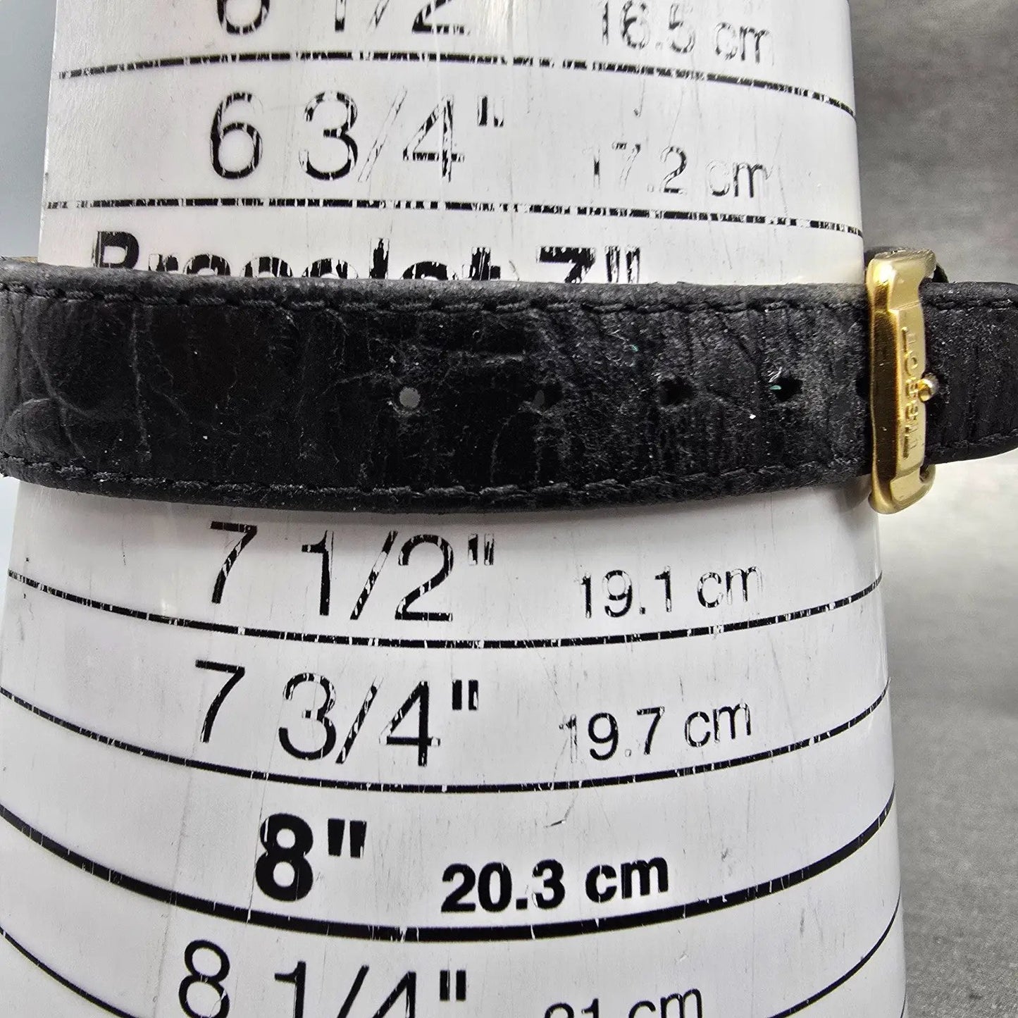 Tissot Carson Watch Women 27mm Gold Dia 18K Gold Case Date T71.3.129.21 New Batt10