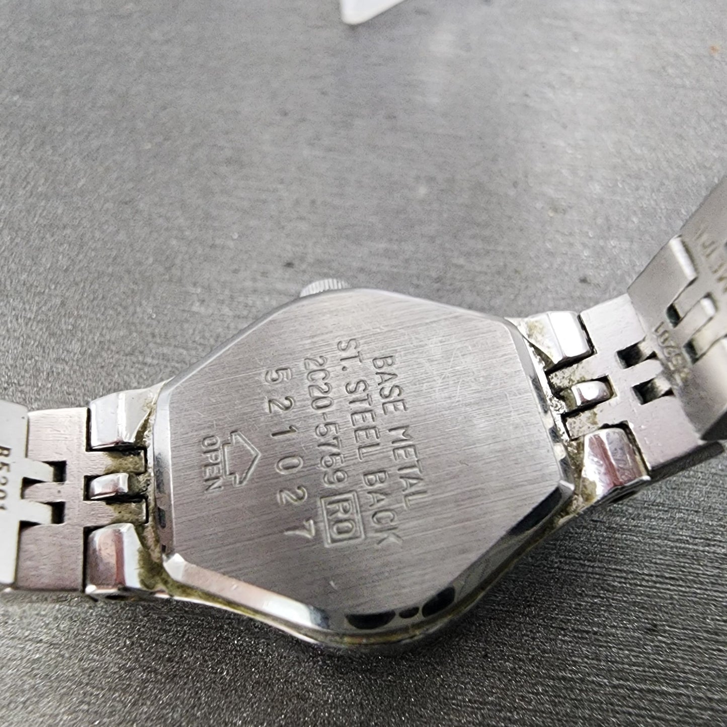 VTG Seiko Watch Women 17mm Silver Dial Silver Tone Oval 2C205759 New Battery8